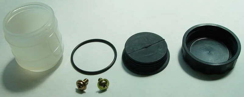 Kit depósito para bomba de freno delantero HONDA