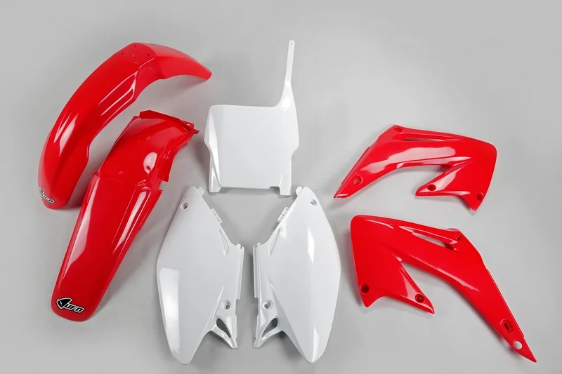 Kit de Plástica UFO OEM Color Rojo / Blanco Honda CR125R / 250R