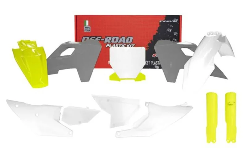 Kit de plástica RACETECH (8 piezas) - Color OEM