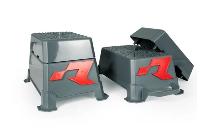 Bloques elevadores de salida RACETECH