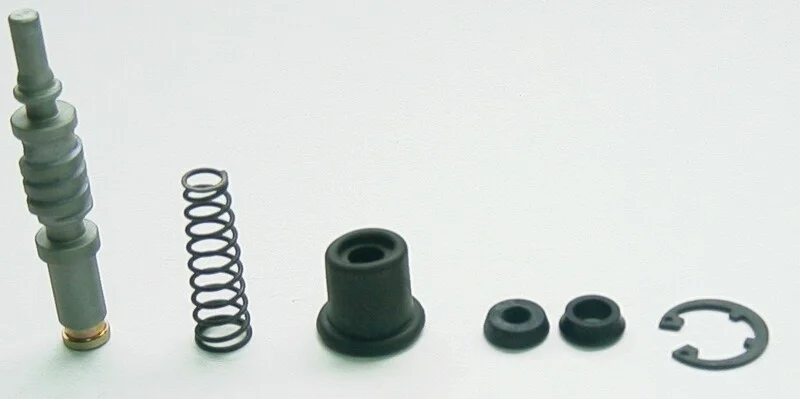 Kit reparación bomba de freno TOURMAX