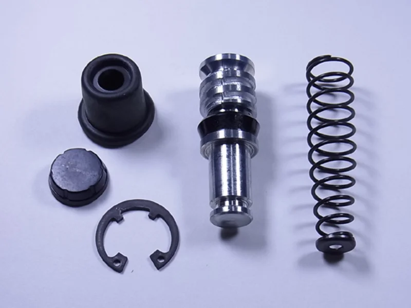 Kit reparación bomba de freno TOURMAX - GSF600 BANDIT '95-99 GSXR600 '97-00 MSB-303