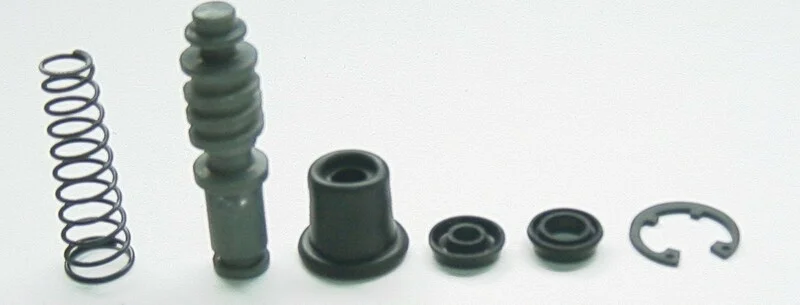 Kit reparación bomba de freno TOURMAX