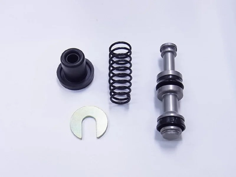Kit reparación bomba de freno TOURMAX