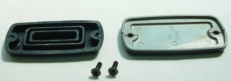 Tapa bomba de freno delantera TOURMAX - Honda