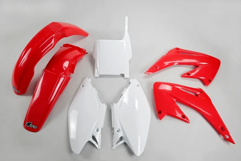Kit de Plástica UFO OEM Color Rojo / Blanco Honda CR125R / 250R