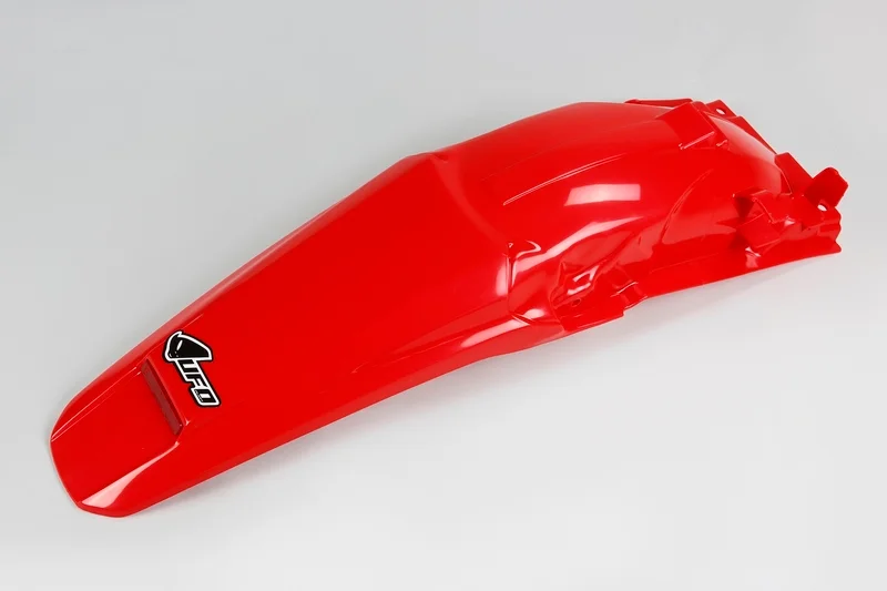 Guardabarros trasero con piloto LED UFO Honda rojo HO03646-070