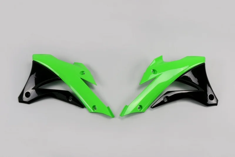 Plásticos laterales de radiador UFO Kawasaki original KA04728-999