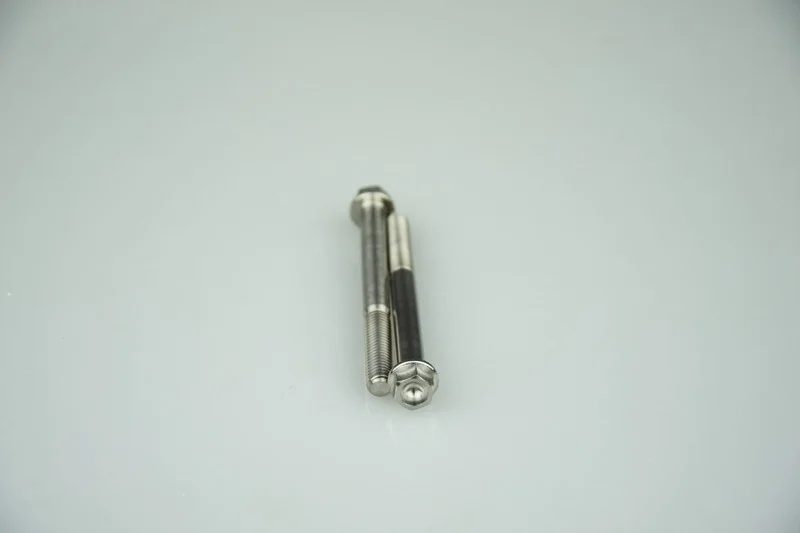 Kit de tornillos para el motor SCAR Titanio