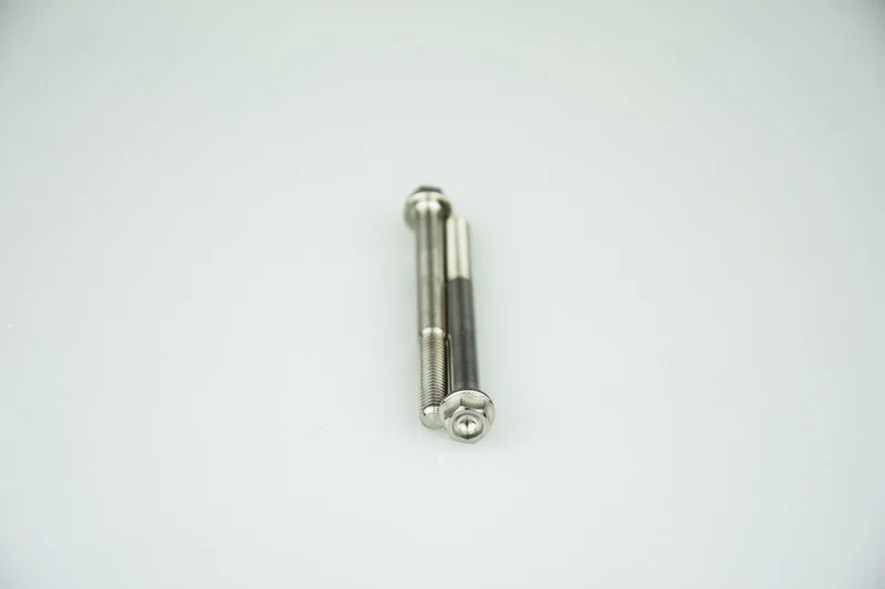 Kit de tornillos para el motor SCAR Titanio