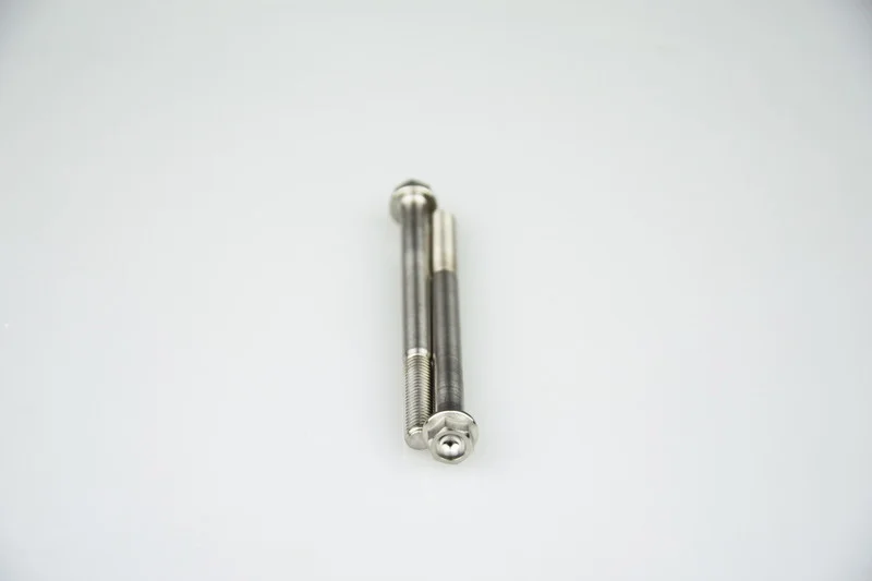 Kit de tornillos para el motor SCAR Titanio