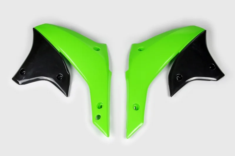 Plásticos laterales de radiador UFO Kawasaki verde KA03789-026