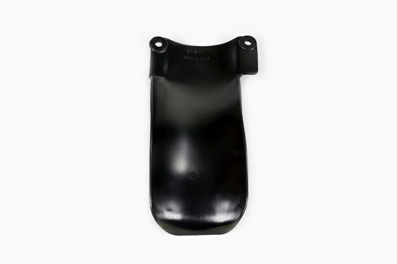 Faldilla protectora amortiguador UFO Kawasaki negro KA02724-001
