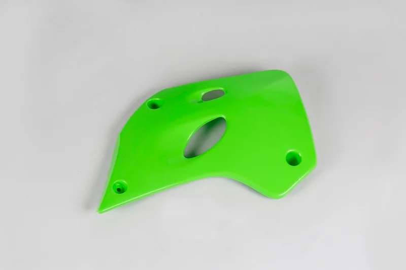 Plásticos laterales de radiador UFO Kawasaki verde KA02759-026