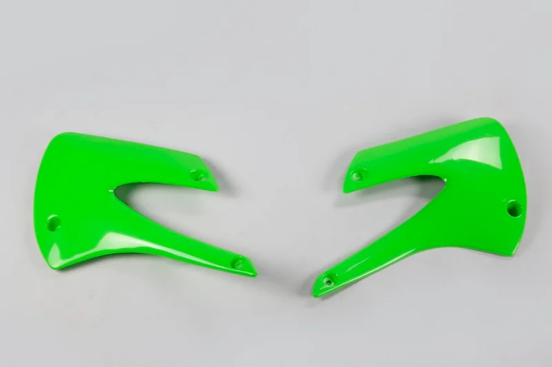 Plásticos laterales de radiador UFO Kawasaki verde KA03717-026