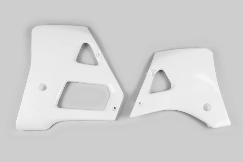 Plásticos laterales de radiador UFO Yamaha blanco YA02815-046