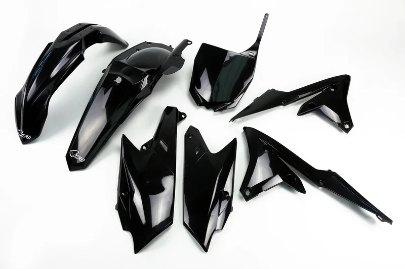 Kit plástica completo UFO Yamaha negro YAKIT318-001