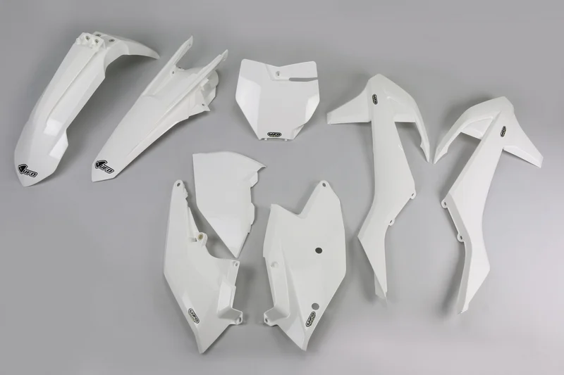 Kit plástica completo UFO KTM blanco KTKIT517-047