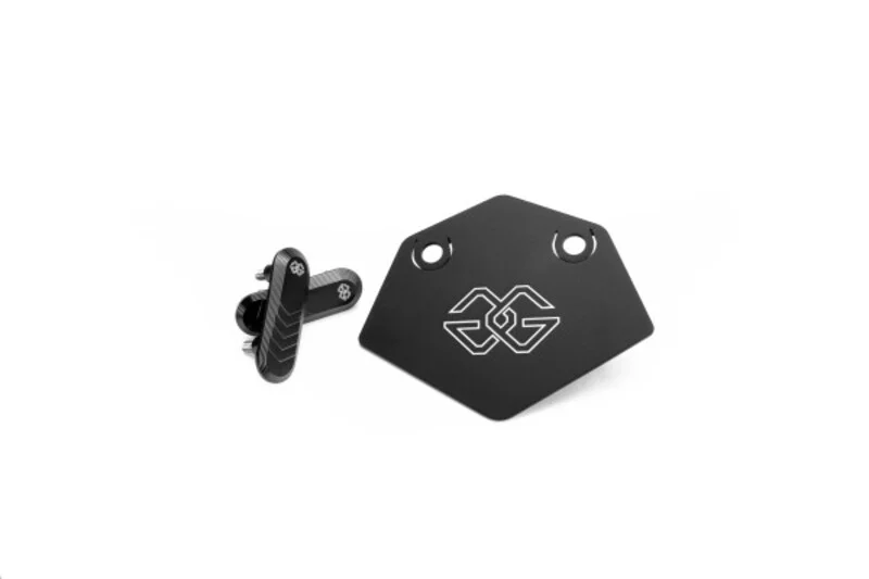 Kit de tapas para circuito GILLES TOOLING (retrovisores + guardabarros), negro