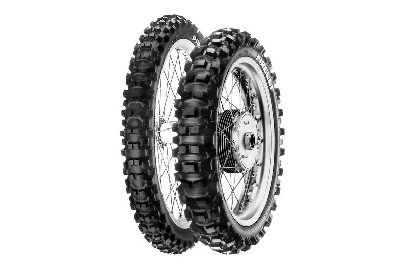 Neumático PIRELLI SCORPION XC MID HARD 140/80-18 M/C 70M TT M+S