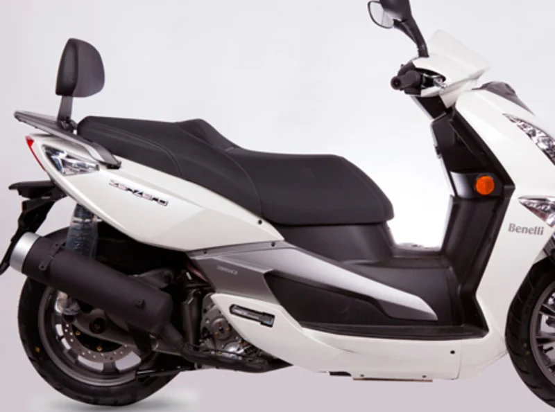 Kit de montaje de Respaldo Benelli Zencero 125/350 12-