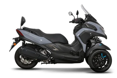 Kit montaje respaldo Yamaha X-Max 300 (17-) / 400 (18-)